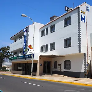 2* Pensión Mediterraneo